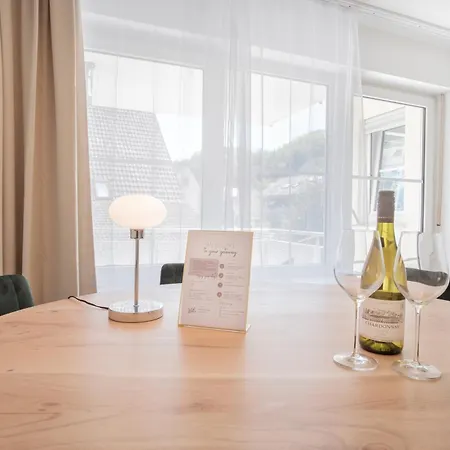 Blackforest Hideaway, Freiburg, Europapark, Schwarzwald * Teningen