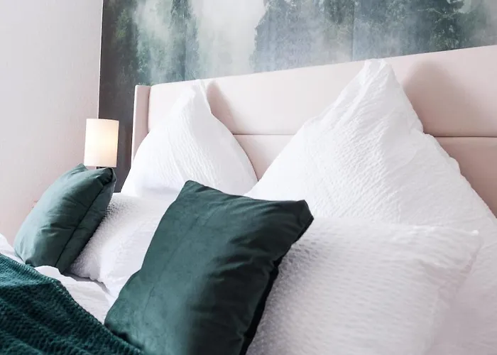 Blackforest Hideaway, Freiburg, Europapark, Schwarzwald * Teningen